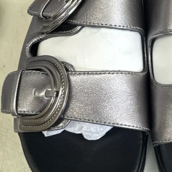 Cougar Pepa Platform Sandal NWOT Silver Metallic - Picture 7 of 7